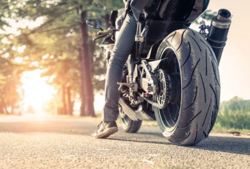 צמיגים לאופנועים וקטנועים